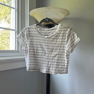 Aeropostal cropped 90s Slim Kate Tee